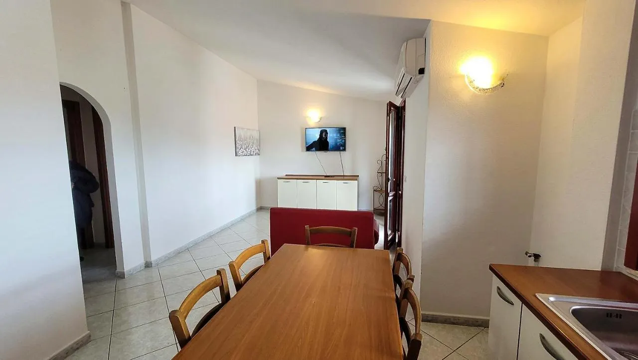 Libero'S Holiday Home Орозеи 0*,  Италия