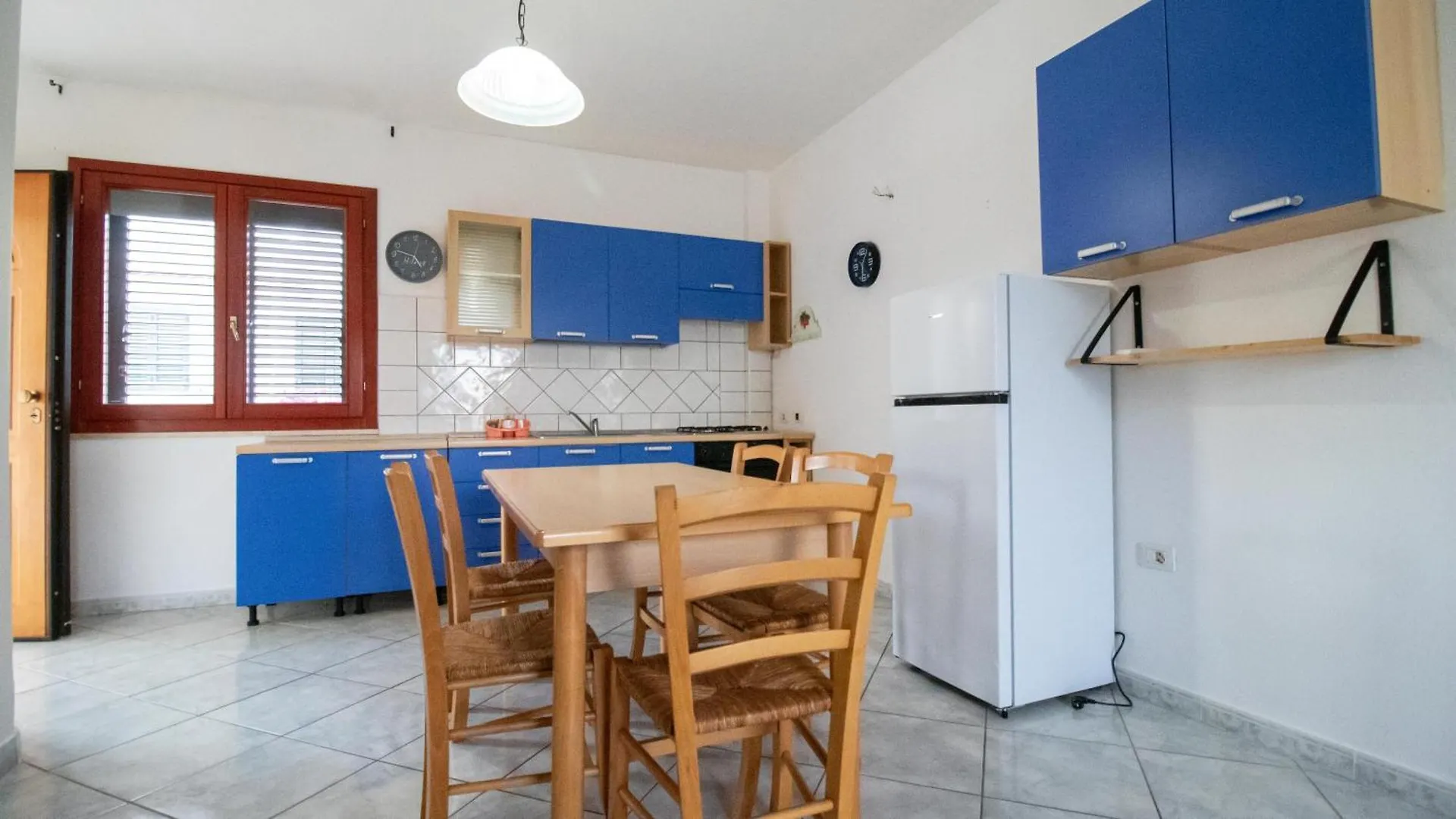 Libero'S Holiday Home Орозеи Италия