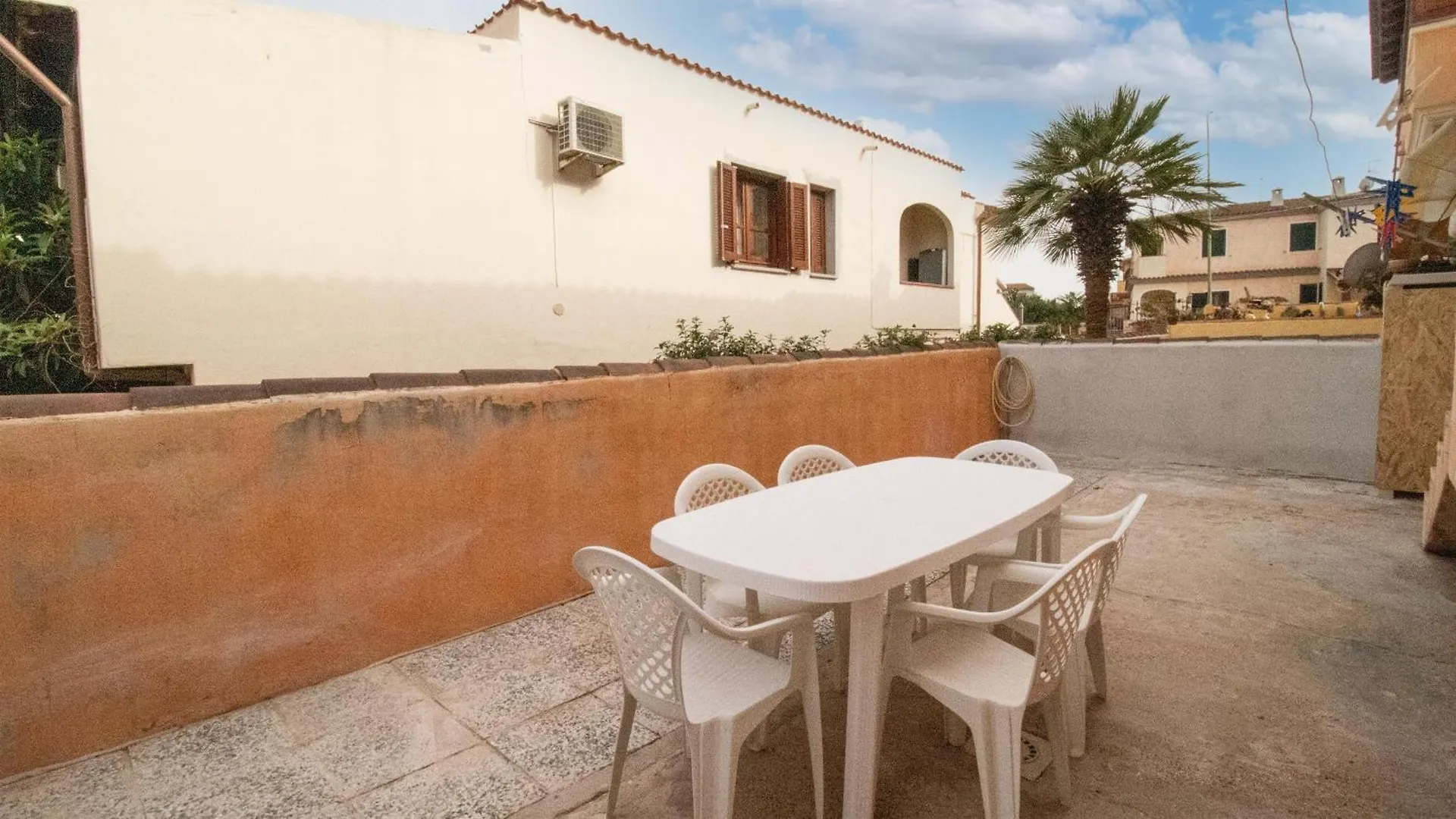 Апартаменты Libero'S Holiday Home Орозеи